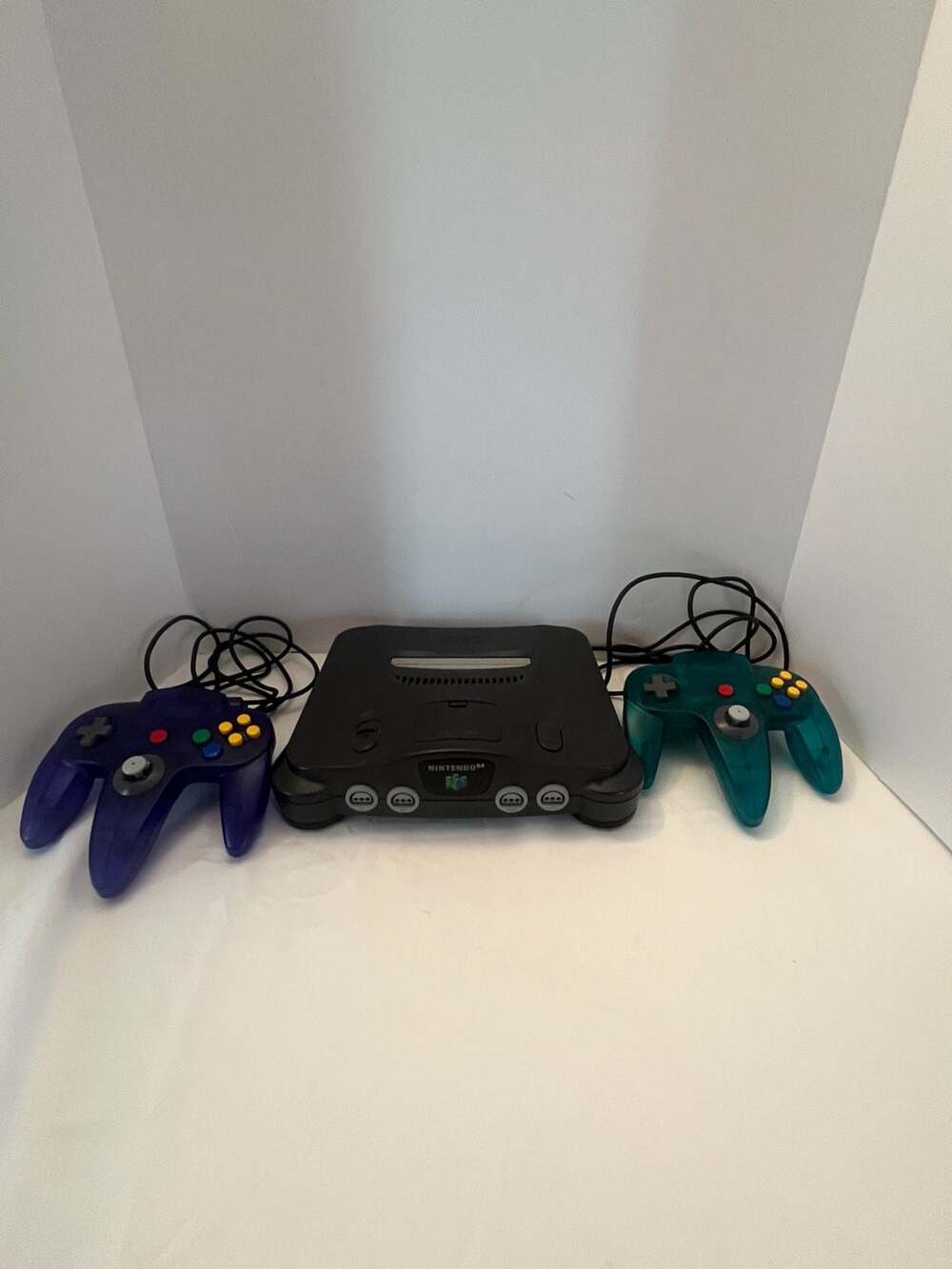 Nintendo 64 N64 Console Bundle With Two Controllers And Cables